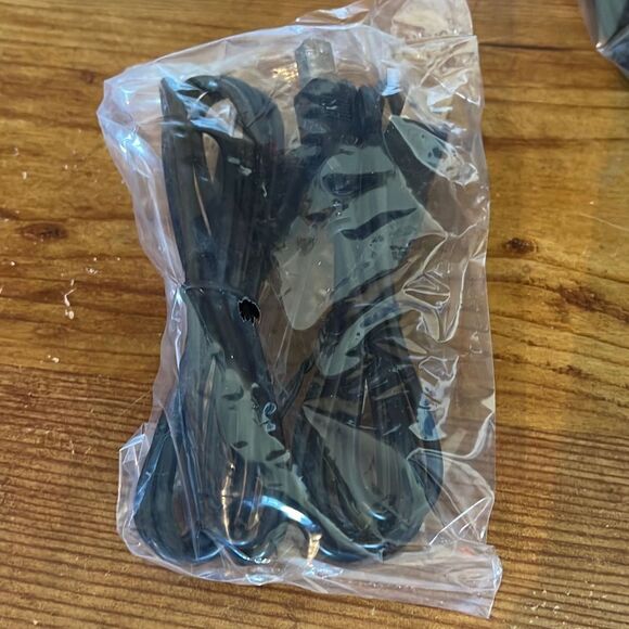 HDMI USB KVM Switch 2 in 1 out, 4K x 2K High Definition - Picture 5 of 7